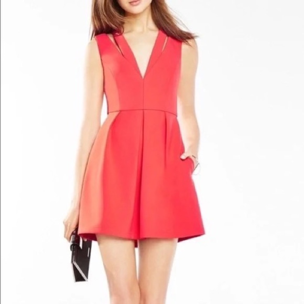 BCBG maxazria Clayre dress in poppy color size 4